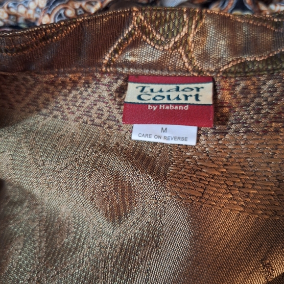 Elegant Brown Patterned Women's Blazer - Picture 6 of 6